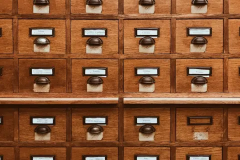 Redis 缓存策略实战：穿透、雪崩、击穿的解决方案