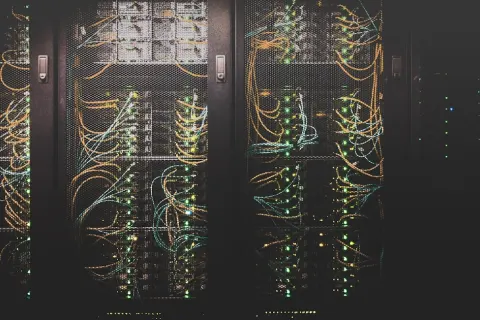 RESTful API 设计进阶：超越 CRUD 的工程化实践