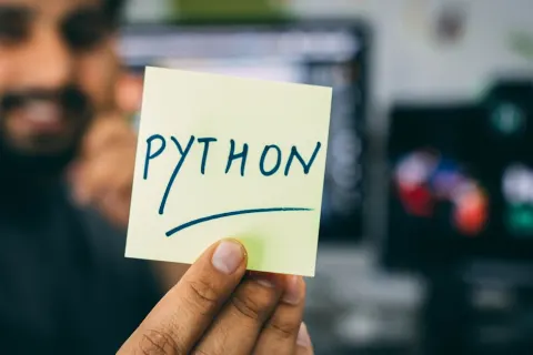 Python 异步编程实战：asyncio 从入门到生产级应用
